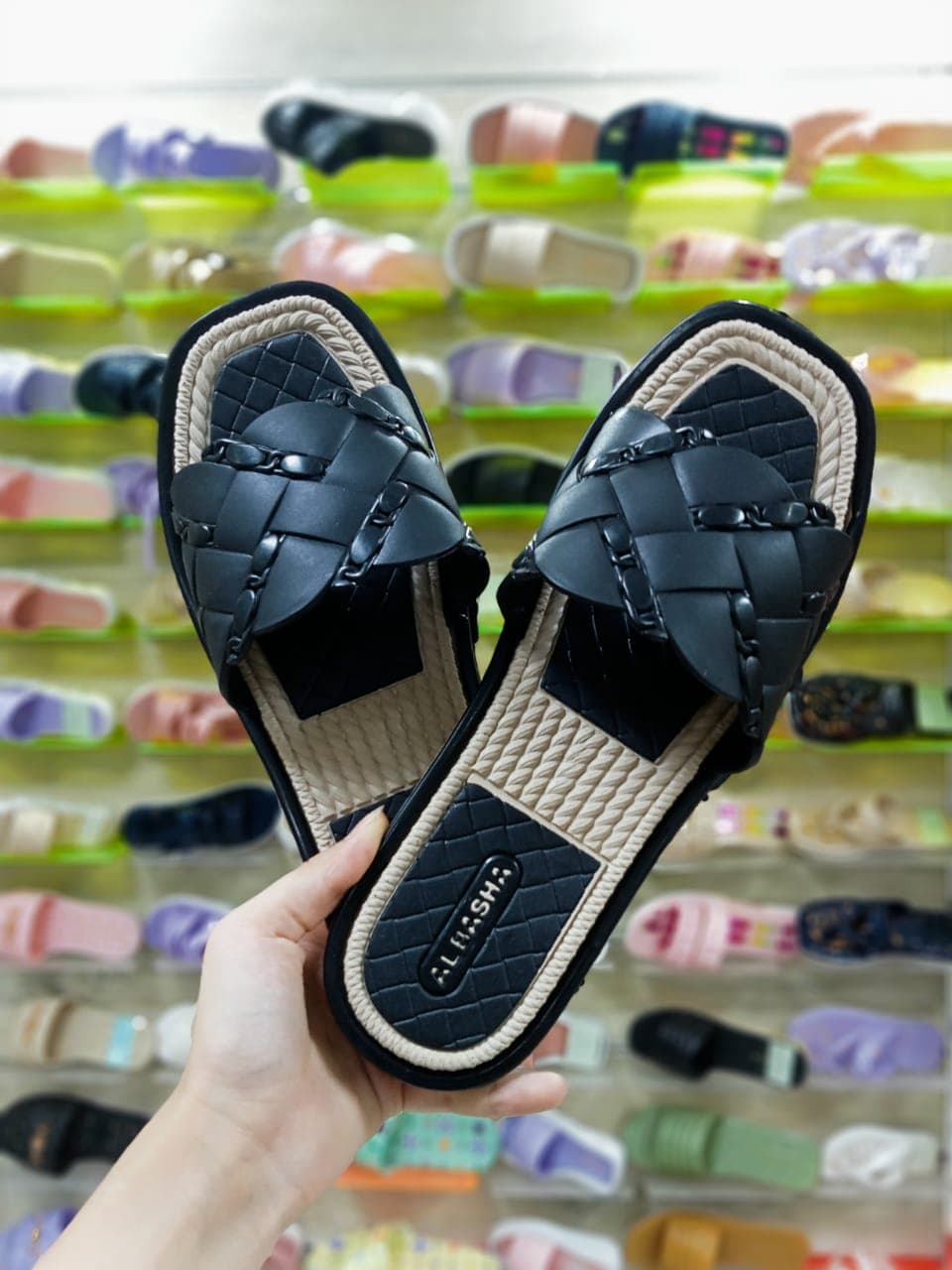 أحذية نسائية - صورة 8