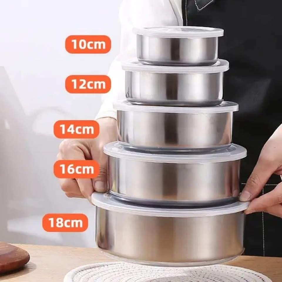 ✨طقم تلاجه استيل صغير لبواقي الاكل وماشابه ٥ قطع اصغر واحده مناسبه للشطه المقاس موضح في الصوره
 سعر الطقم فقطط 12 الف جنيه 💵
متوفر 
كريمه مروى 
دنقلا - أواني منزلية في مروي