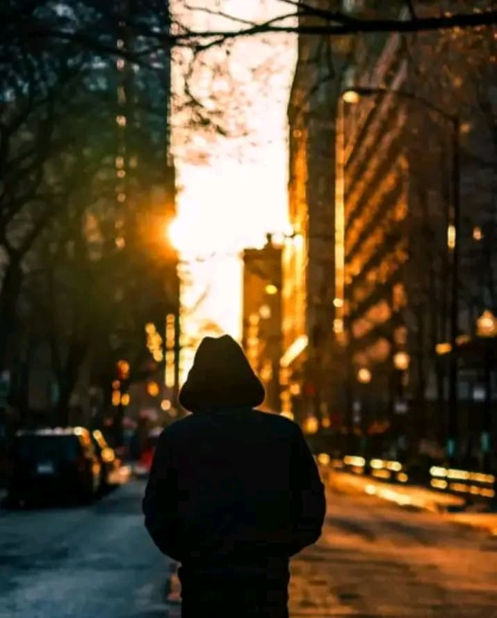 للبيع : بشرق النيل ( التلال ) مربع 6