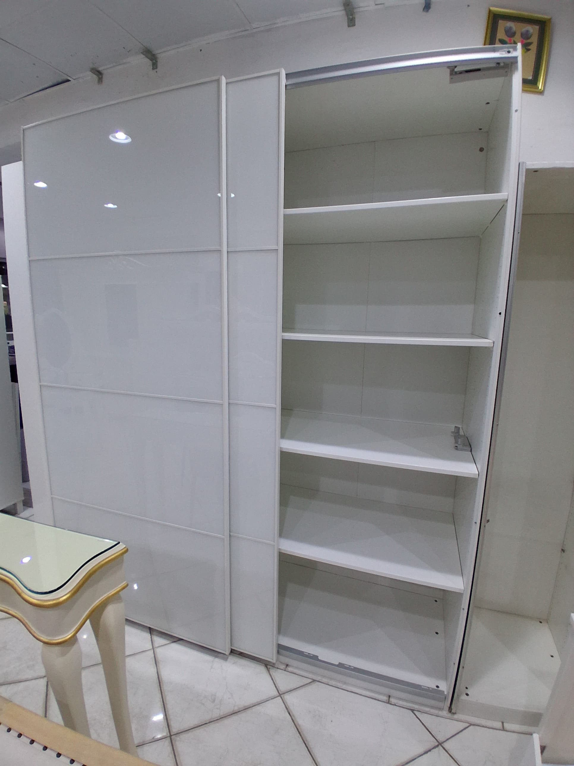 دولاب ايكيا سعودي - صورة 3