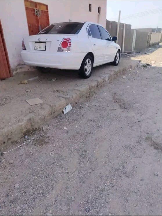 افانتي سحلية موديل 2004