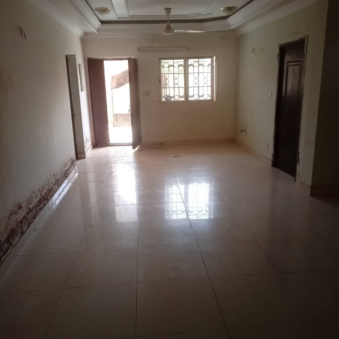 للبيع بالمعموره  80