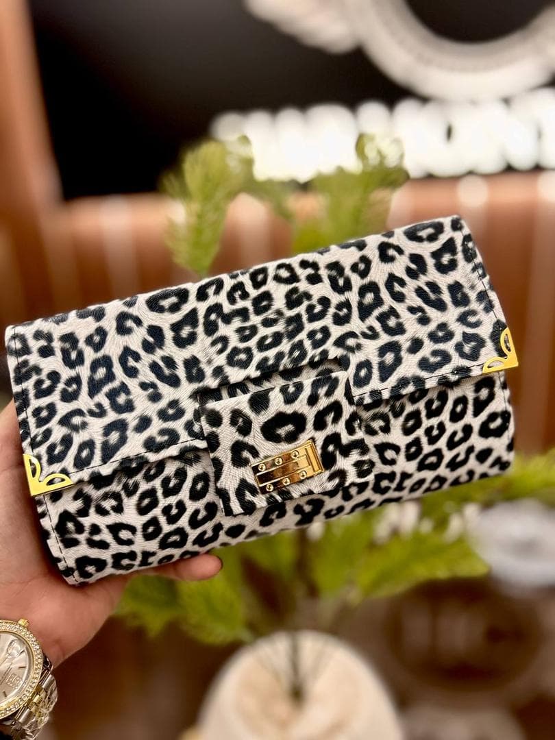 شنط واكسسوارات للمراءة الأنيقة  - صورة 5