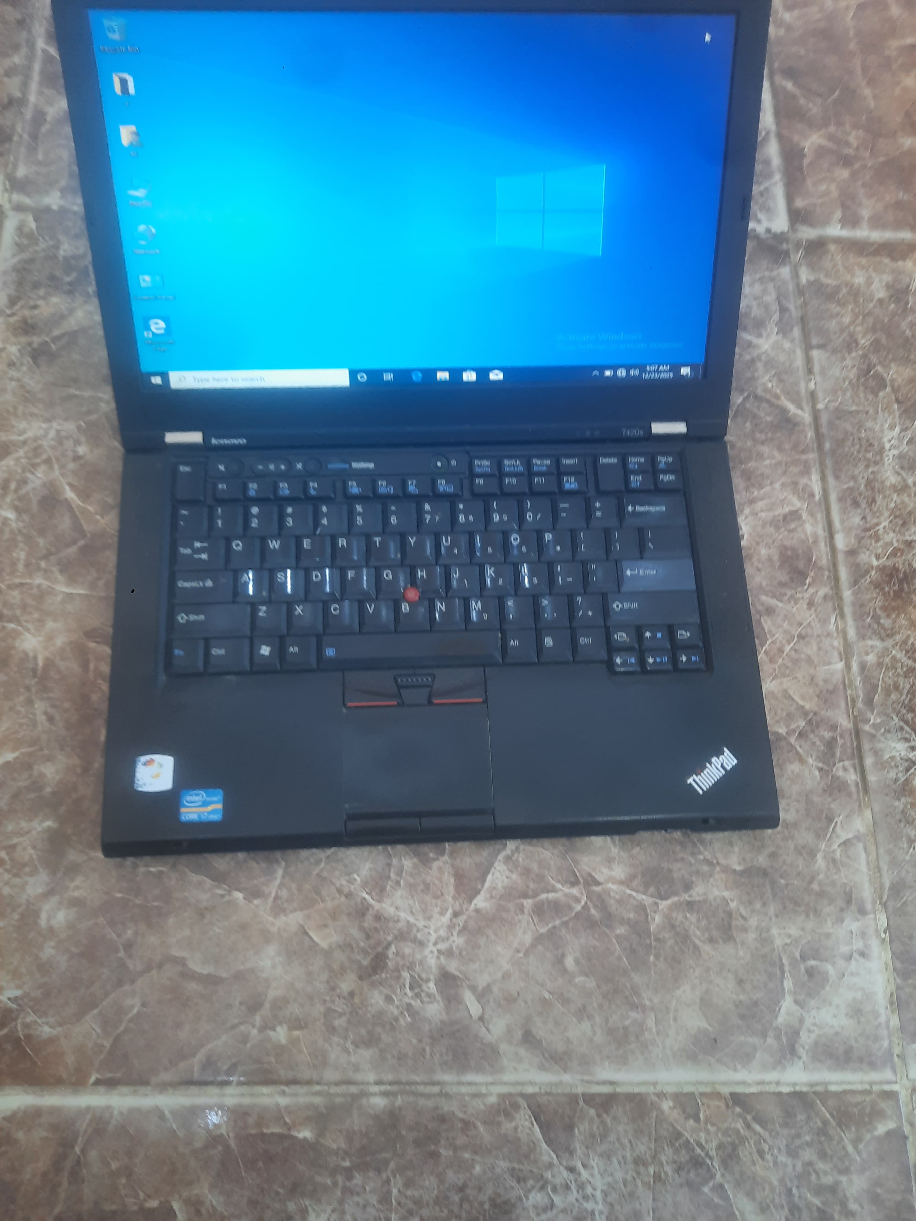 Lenovo thinkpad  - صورة 2