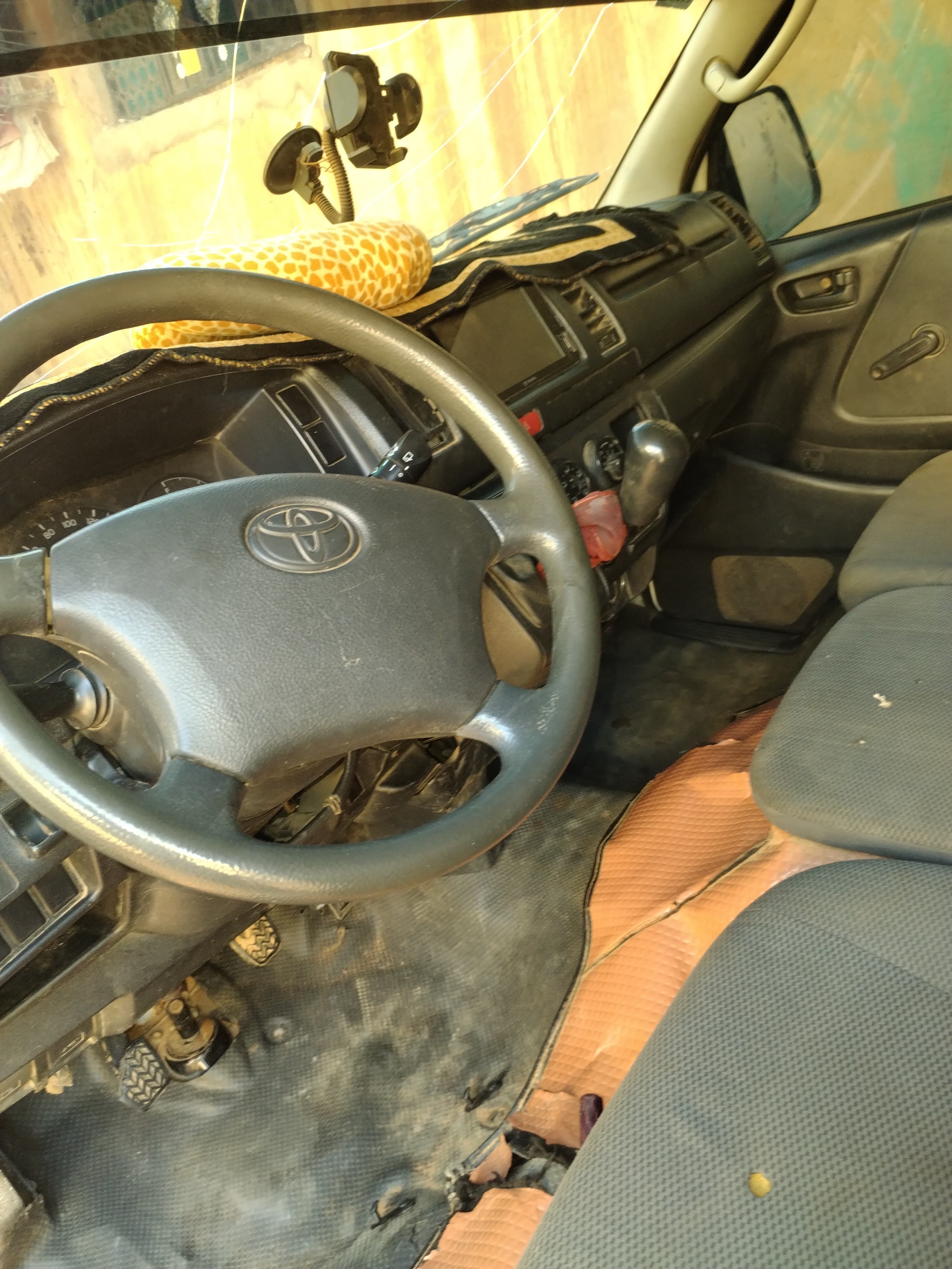 سياره موديل ٢٠٠١٤ شريحه مقلبنا بنزين مطلوب فيها  ٥٥
نهى الراقب تواصل عي الرقم ٠١٢٩٧٠٩١٣٠ ،٠٩٠٤٣٢٠٤٠٣ 