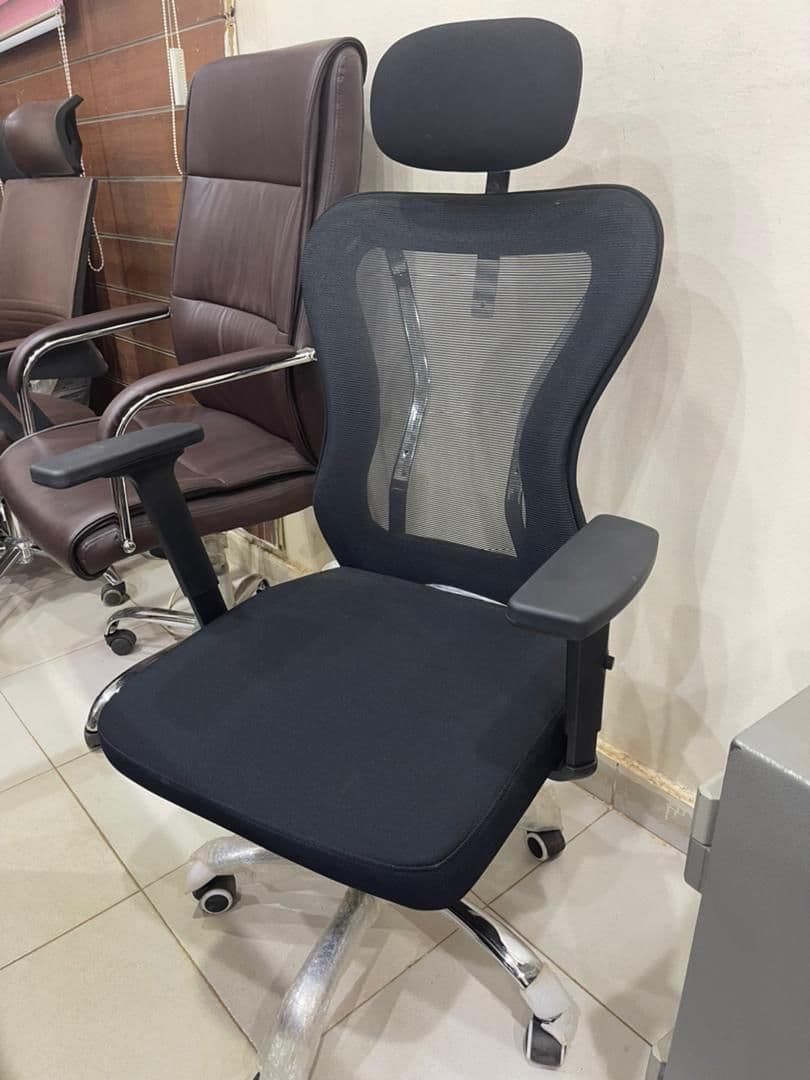 معرض العميل
السوق الكبير عمارة الهنود مقابل كشخه للعطور