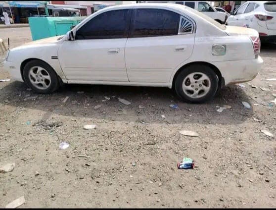 افانتي سحلية موديل 2004
