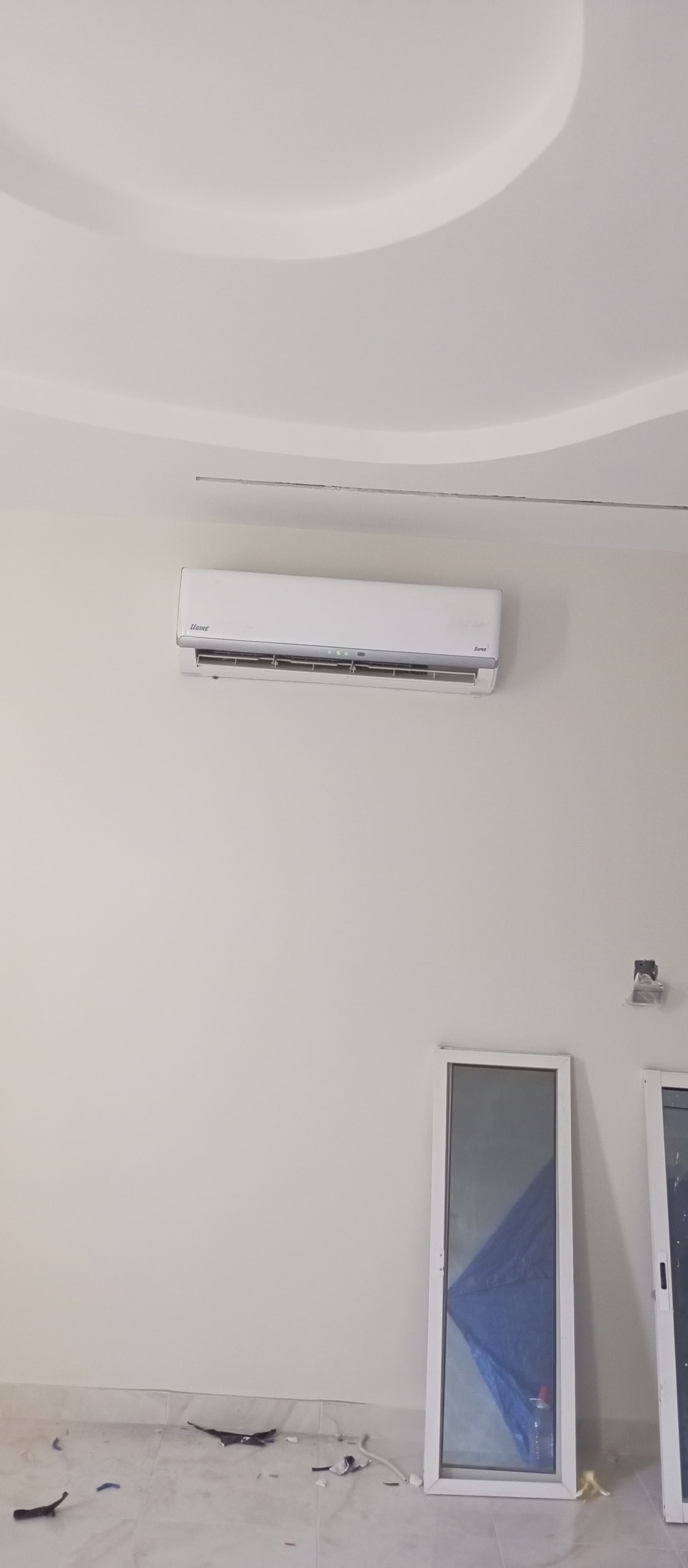 فني ومعلم مكيفات سبليت وصيانه  - أجهزة إلكترونية في الطائف