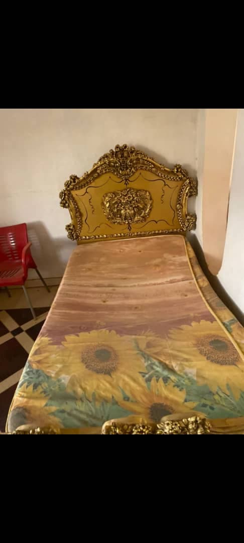 جوز سراير دمياطي فااااخر
جديد كرررت..عرض 120
السعر 2700
امدرمان مدينة النيل -  الأثاث والديكور في أم درمان