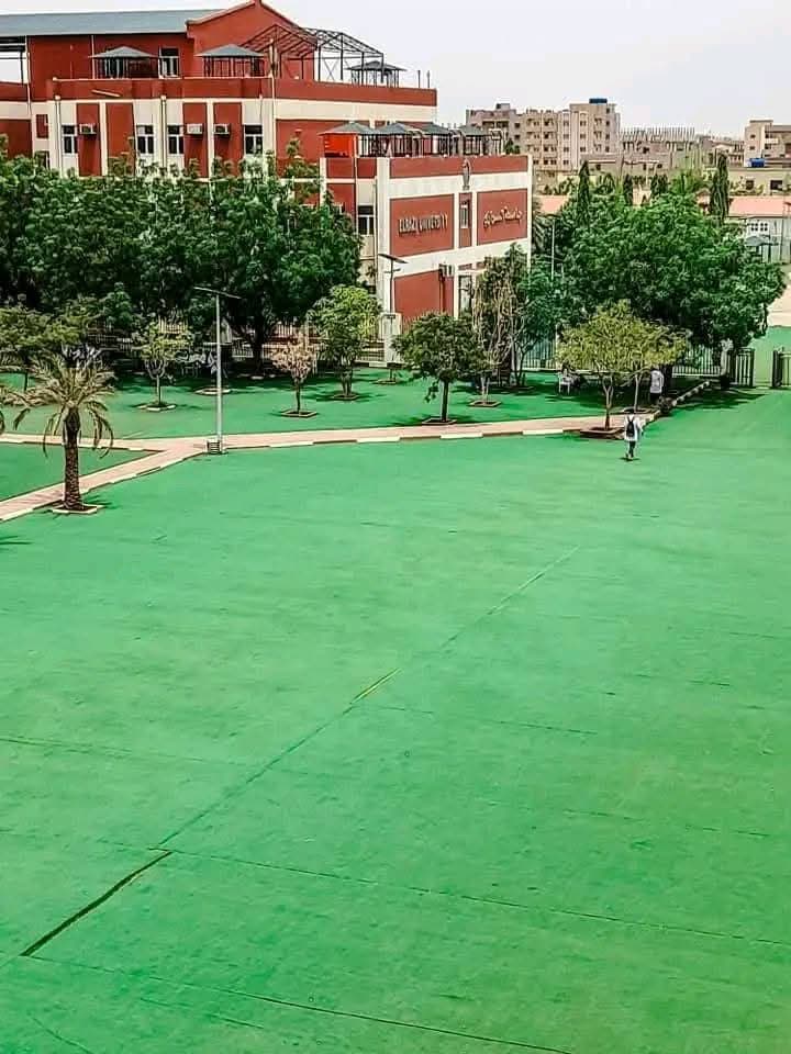 للبيع قطعة ارض الازهري م 7 ناصيه خامسه قطعه من شارع الستين قريبه لجامعتي الرازي والوطنية  - العقارات في الخرطوم