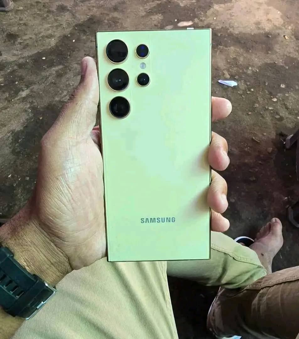 شبيه S24UItra - صورة 7