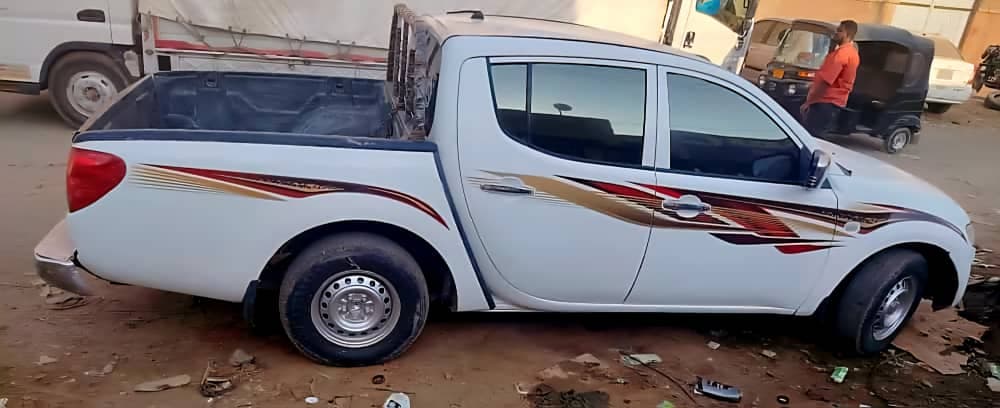 بوكس متسوبيشي 