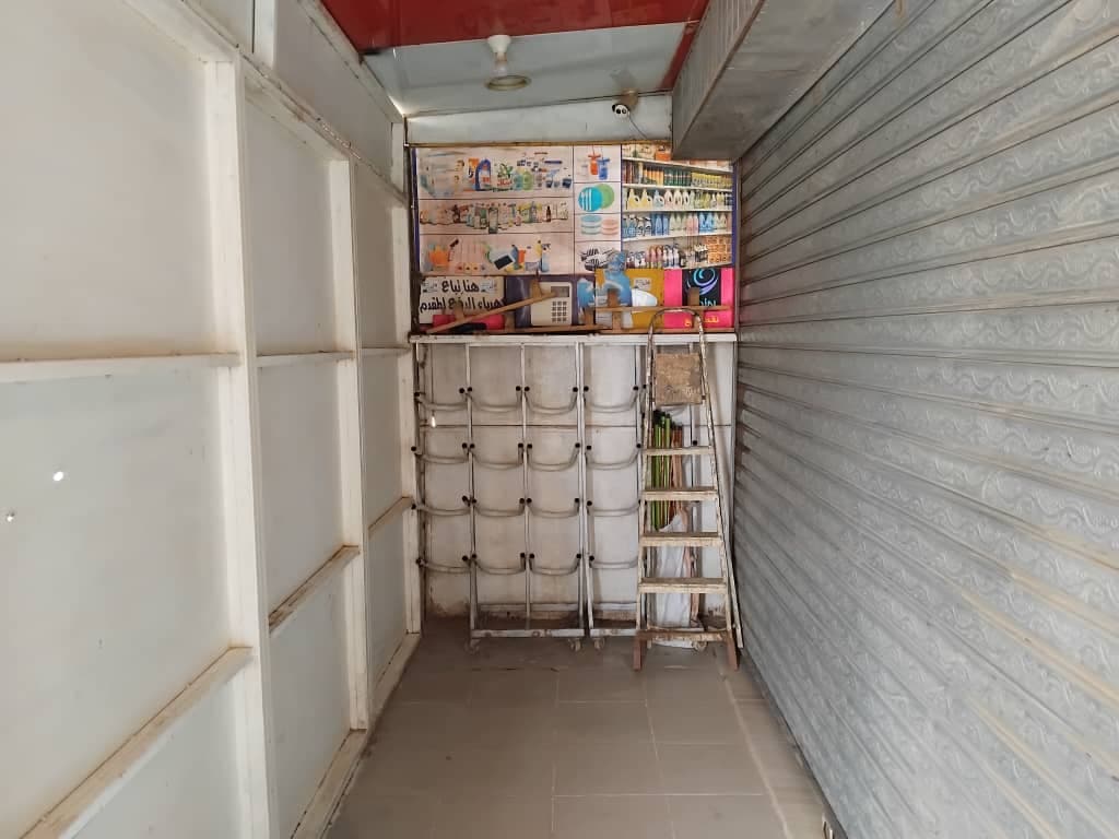 للإيجار محلات تجارية جاهزة لسوبرماركت بكل المعدات 