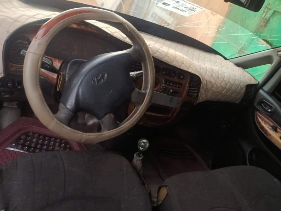 سيارة استايركس ٢٠٠٣ - صورة 2