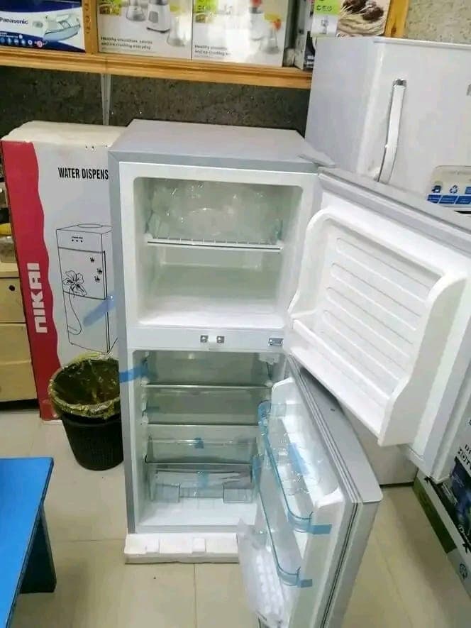 غسالات حوض و حوضين وثلاجات وفريزرات  - صورة 4