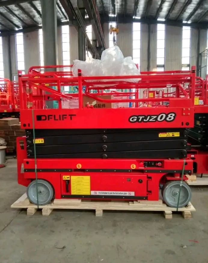 مان لفت وسيزر لفت ورافعات شوكيه وكرينات وتيليهندلر جي سي بي وتاور لايت وببكات متوفرة للايجار  - صورة 3