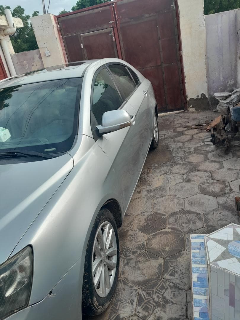 جيلي قراند 2015