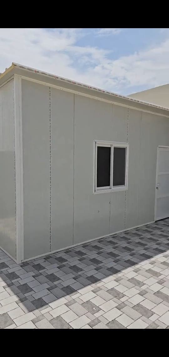 تركيب ساندويتش بنل و سواتر مظلات  - الخدمات في جدة