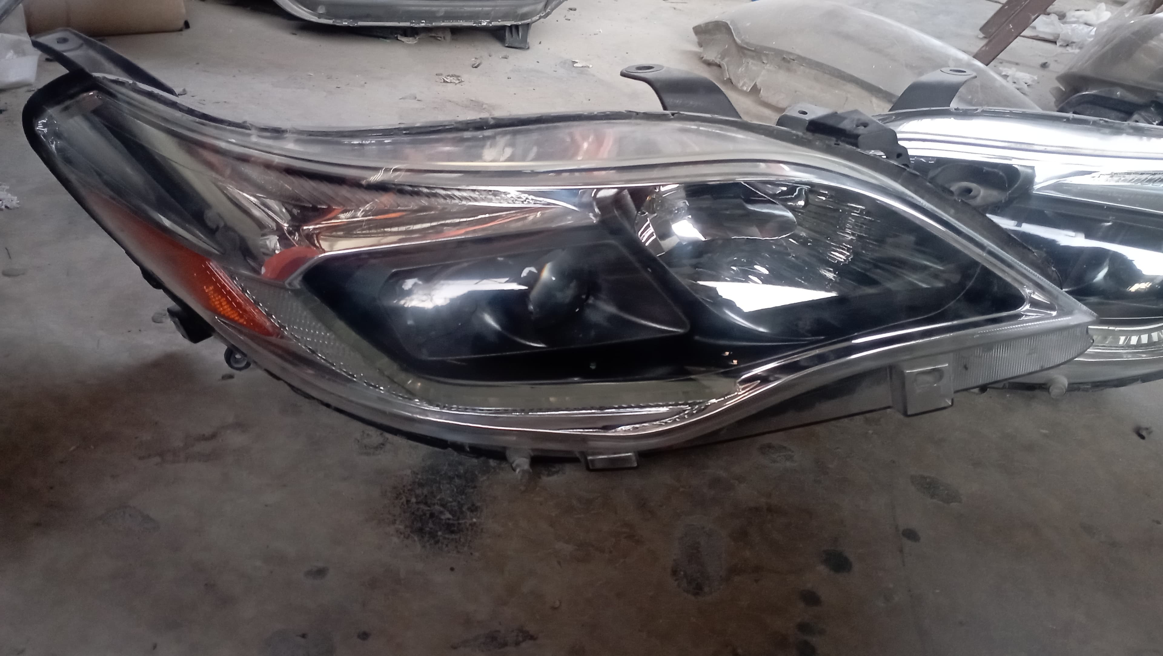 شمعات تويوتا افلون موديل 2017/2015×2013 - صورة 2