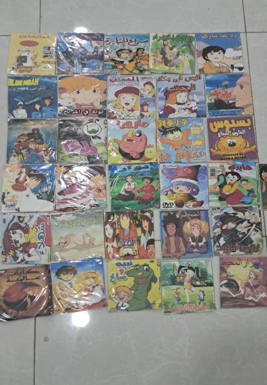 اشرطة DVD كراتين سبيستون القديمة  - صورة 3