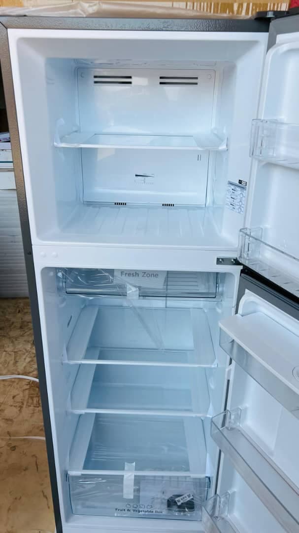 تلاجات هايسينس 13 قدم بخارية  -  الأثاث والديكور في أم درمان