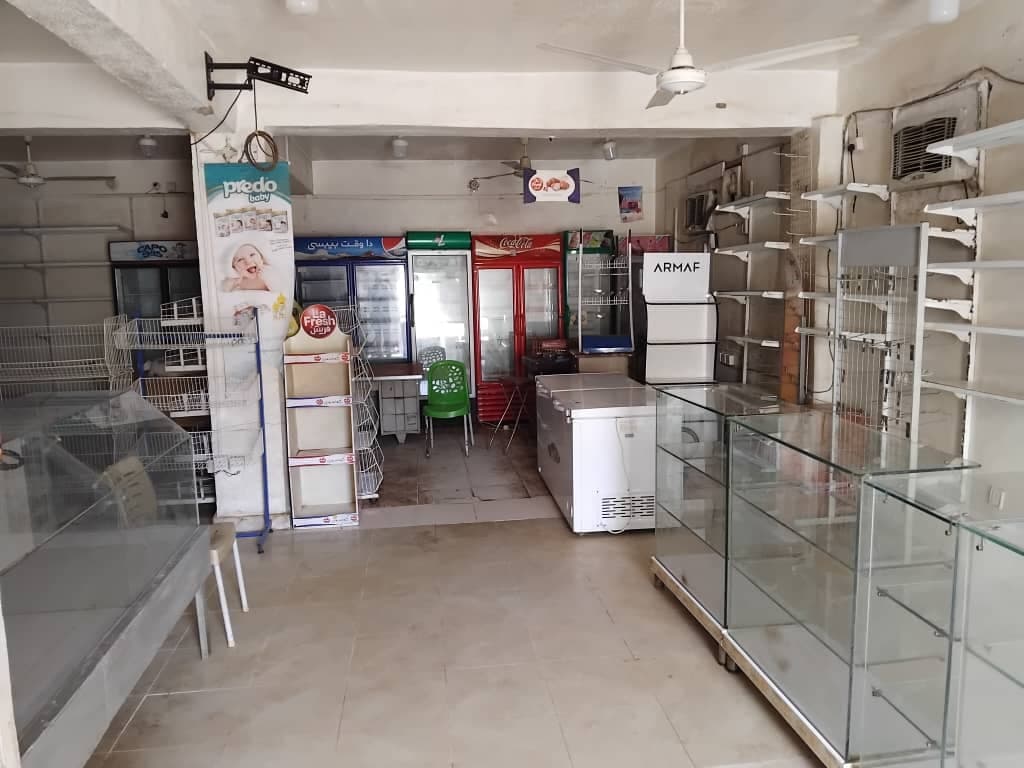 للإيجار محلات تجارية جاهزة لسوبرماركت بكل المعدات 