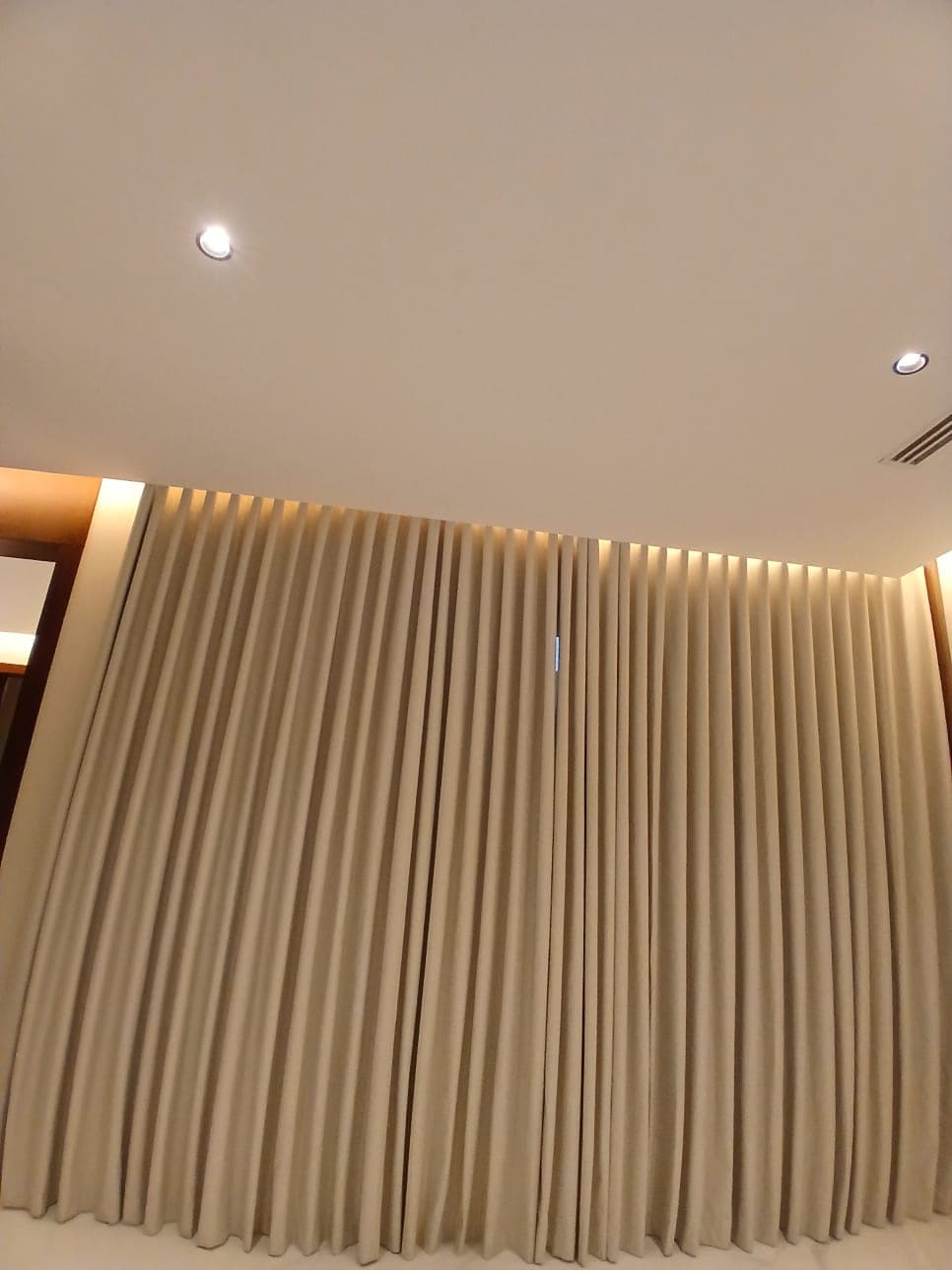 ستائر وايفي فخمة  -  الأثاث والديكور في الرياض