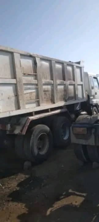 قلاب ايسوزو موديل  2005 ترخيص الخرطوم منتهي مكنه جربوكس كرونه كله فل 