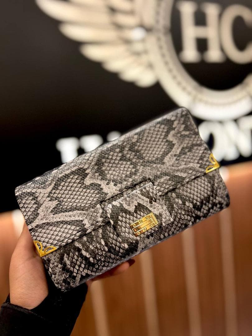 شنط واكسسوارات للمراءة الأنيقة  - صورة 8