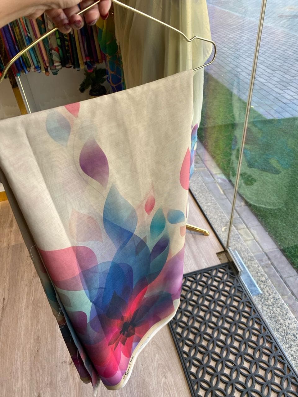 متوفر تياب توتل ازين سويسري بالطلب - صورة 8