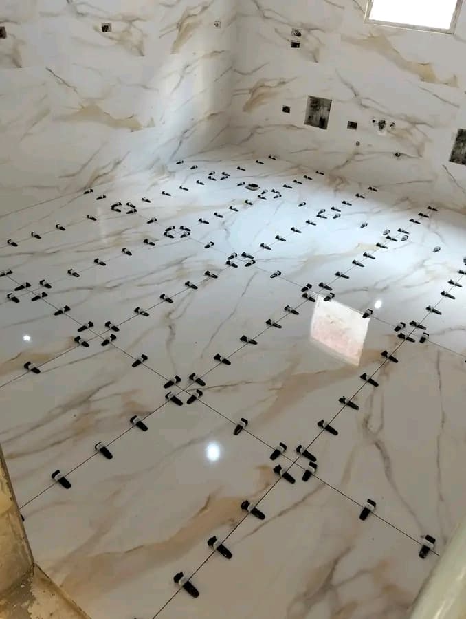 معلم بلاط - صورة 6