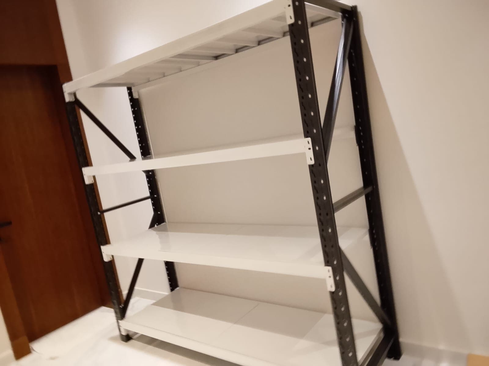 ارفف تخزين رفوف تخزين بجميع الالوان والاحجام  - صورة 6