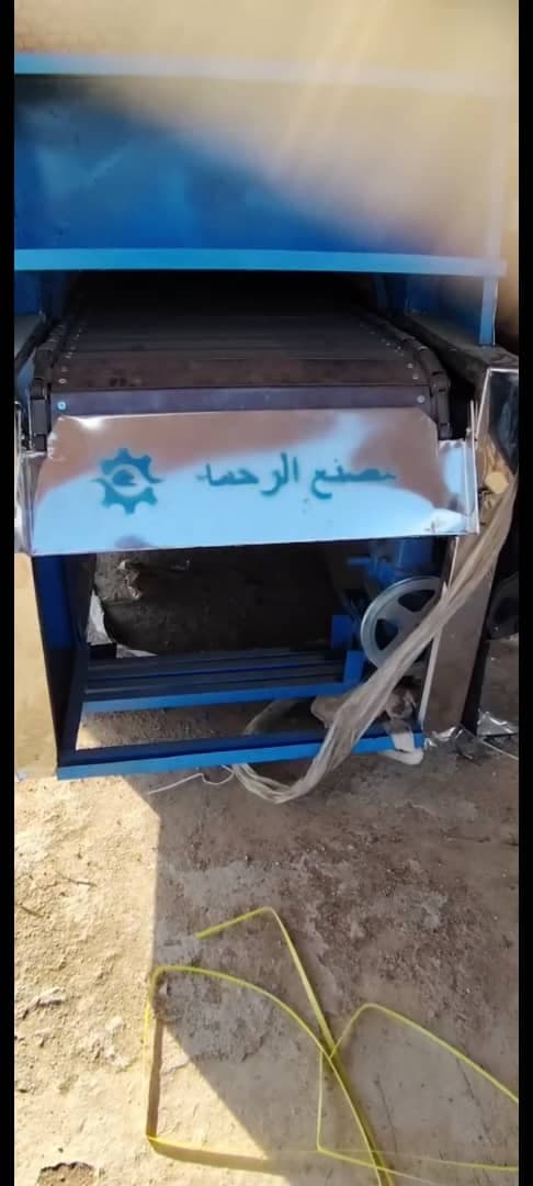 للبيع  بإذن الله
معدات فرن  يتكون من :
● فرن سير ٣متر ماركه الرحمة غاز + عجانة٥٠كيلو مصرية ماركة الرحمة  قرن فيل سرعة واحدة عالية دبل سير+ بابور 18 صي - صورة 4