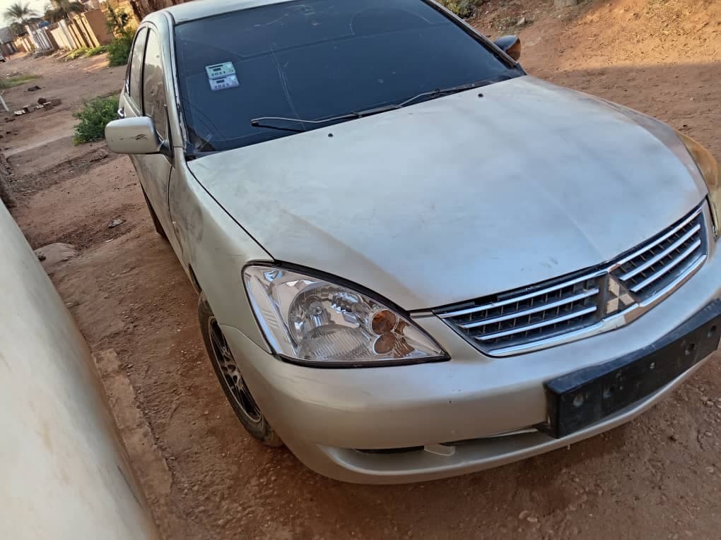 لانسر بومه موديل 2006 - صورة 7