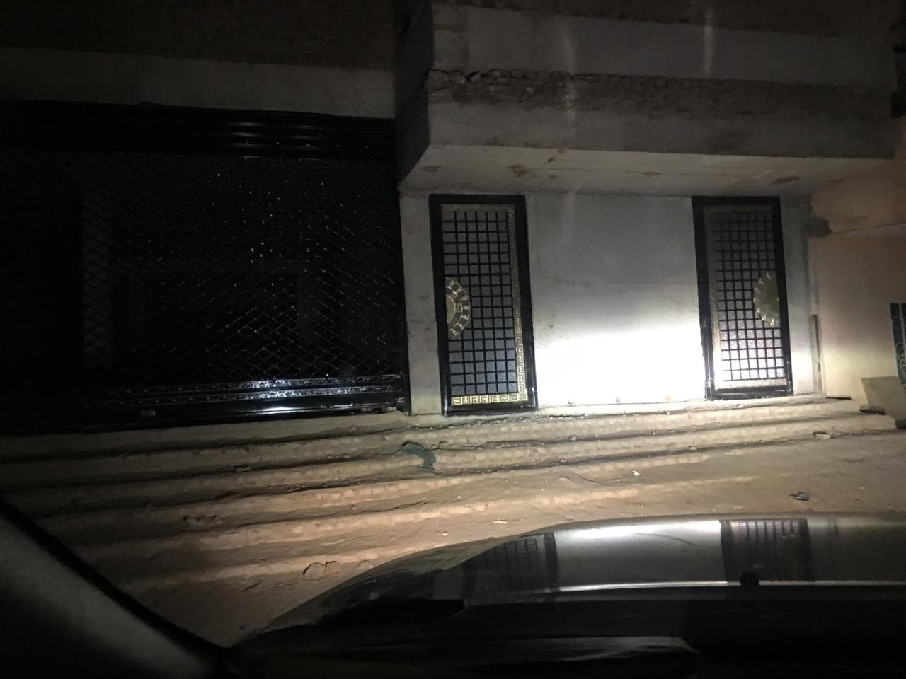 للبيع عمارة في جبره سوق ٢٤