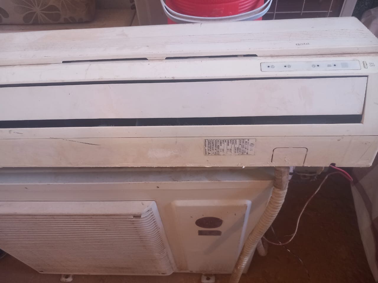 مكيف الجي 
18 الف وحده 
الرساله الاولي 
محتاج مواسير 
غاز محبس وزيت مكنه مراجع كله
المكان الجرافه الظلط 
*السعر 700 الف تفاوض* - أجهزة كهربائية في أم درمان