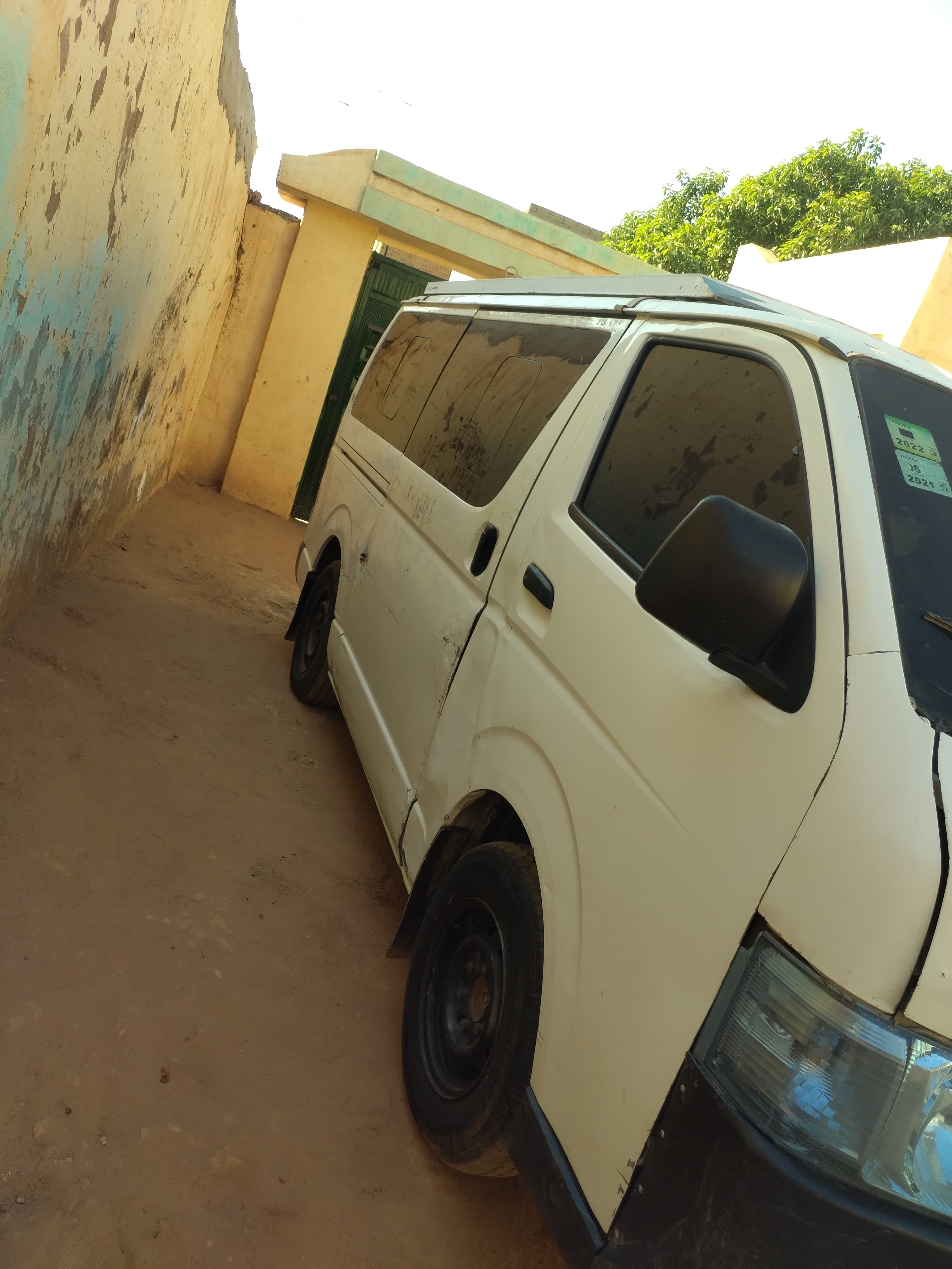 سياره موديل ٢٠٠١٤ شريحه مقلبنا بنزين مطلوب فيها  ٥٥
نهى الراقب تواصل عي الرقم ٠١٢٩٧٠٩١٣٠ ،٠٩٠٤٣٢٠٤٠٣ 